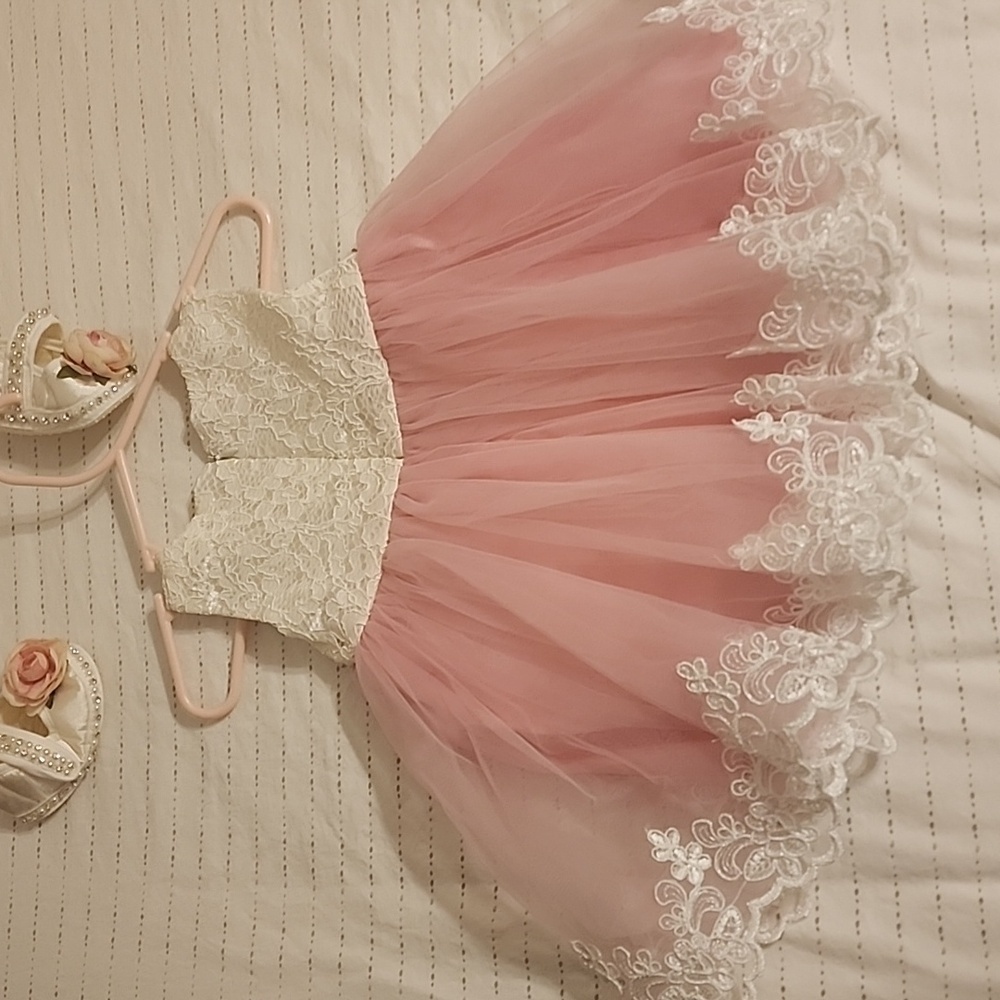 Fancy dress with matching shoes size 3-6 m - Picture 5 of 5